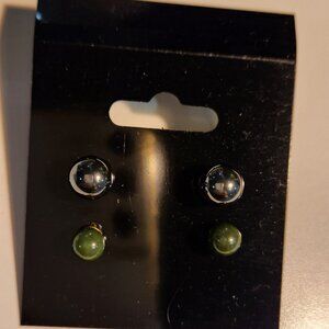 Two Pairs Stud Earrings - Dark Silver & Dark Green Jade